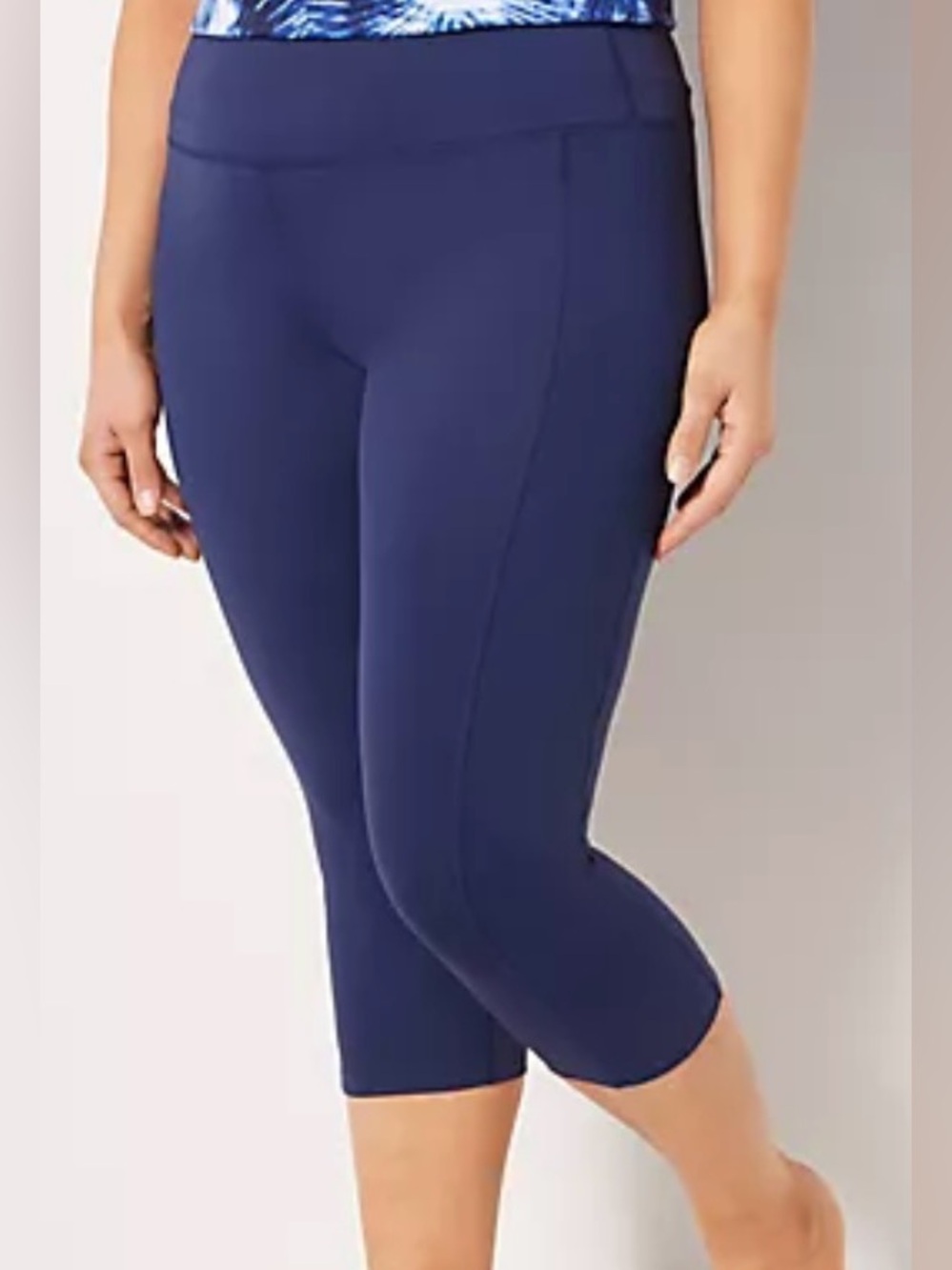 Lands' End Navy Capri Performance Leggings